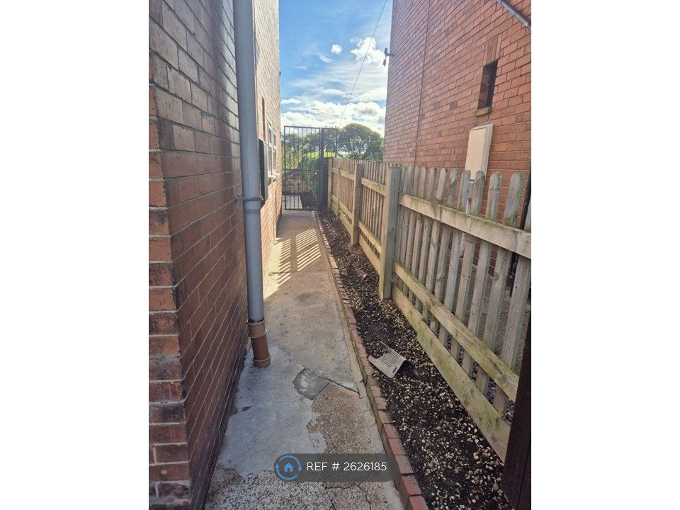 Property photo 3 of 31