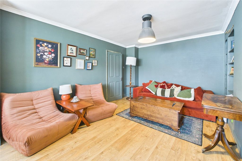 Property photo 3 of 21 Picture No. 04