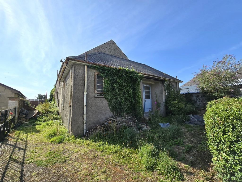 Property photo 1 of 11 1. External 1