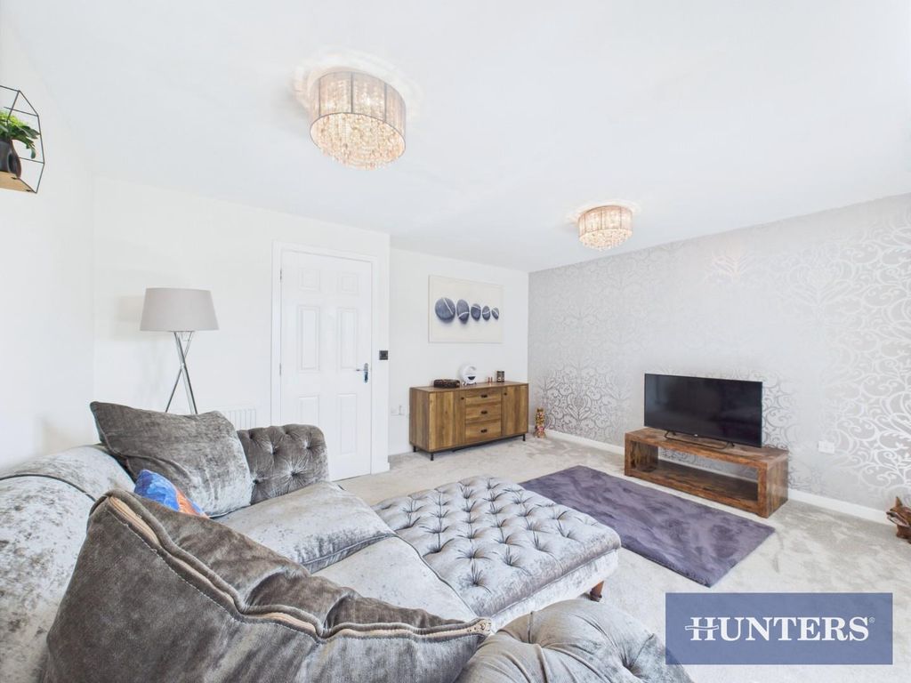 Property photo 2 of 20 Cam05333G0-Pr0125-Still014.Jpg