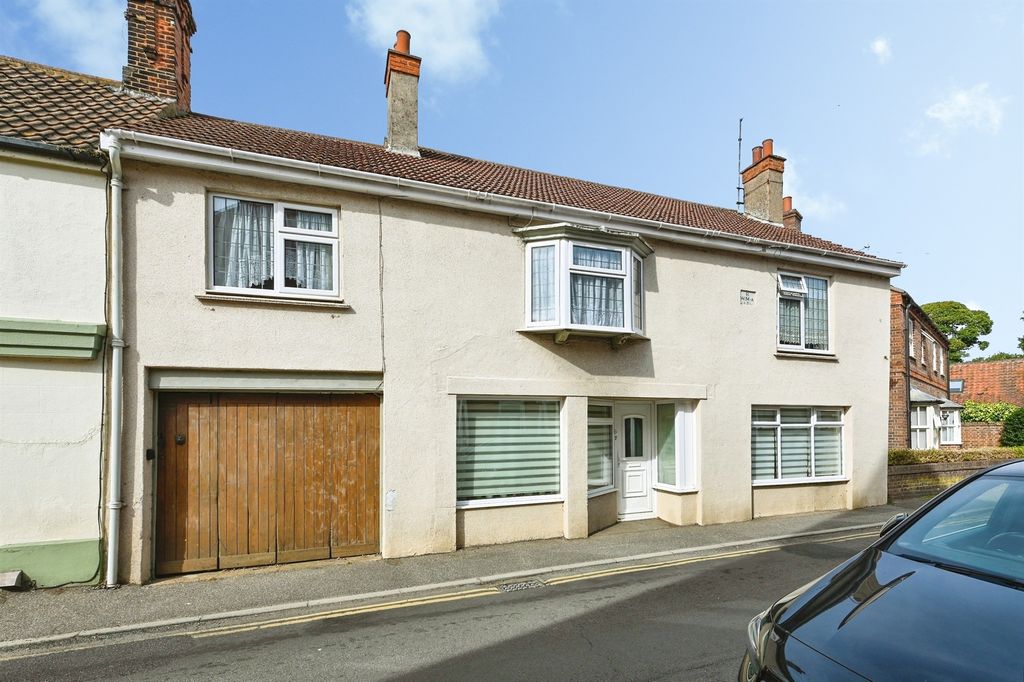 Property photo 1 of 20