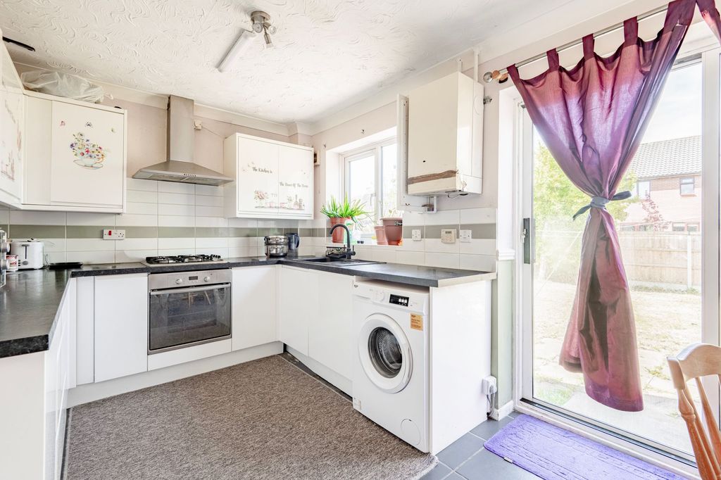 Property photo 2 of 14