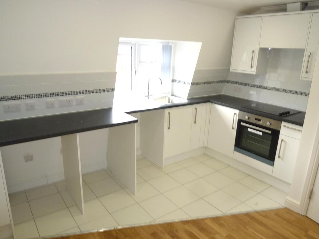 Property photo 2 of 6 Gallery