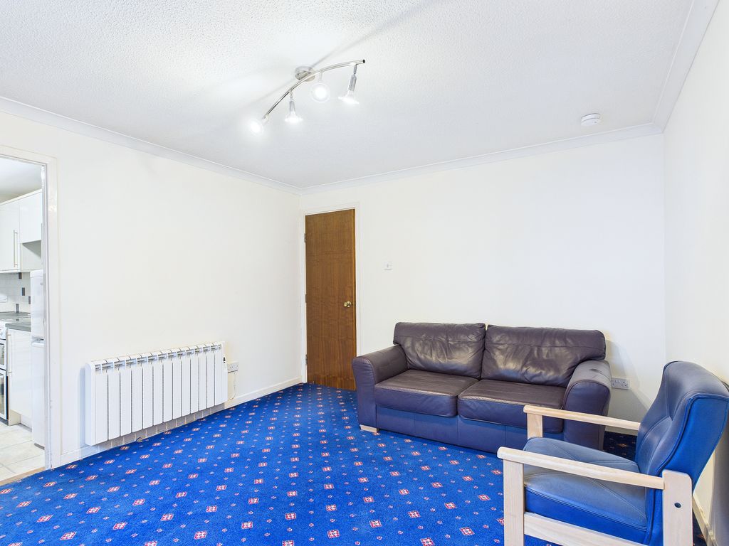 Property photo 2 of 20