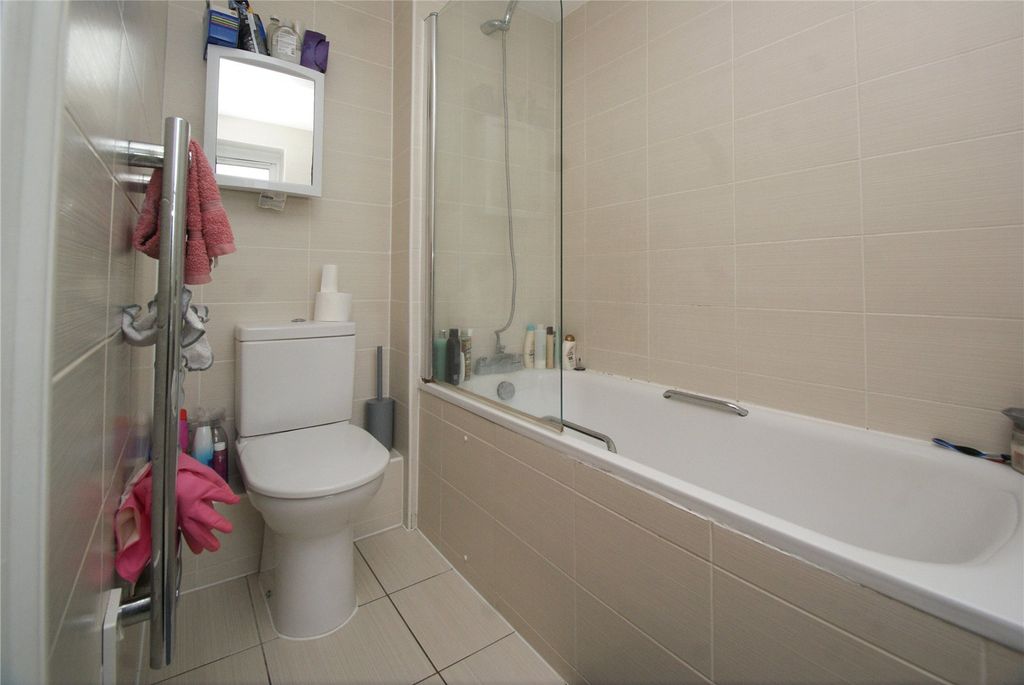 Property photo 3 of 4 Picture No. 04