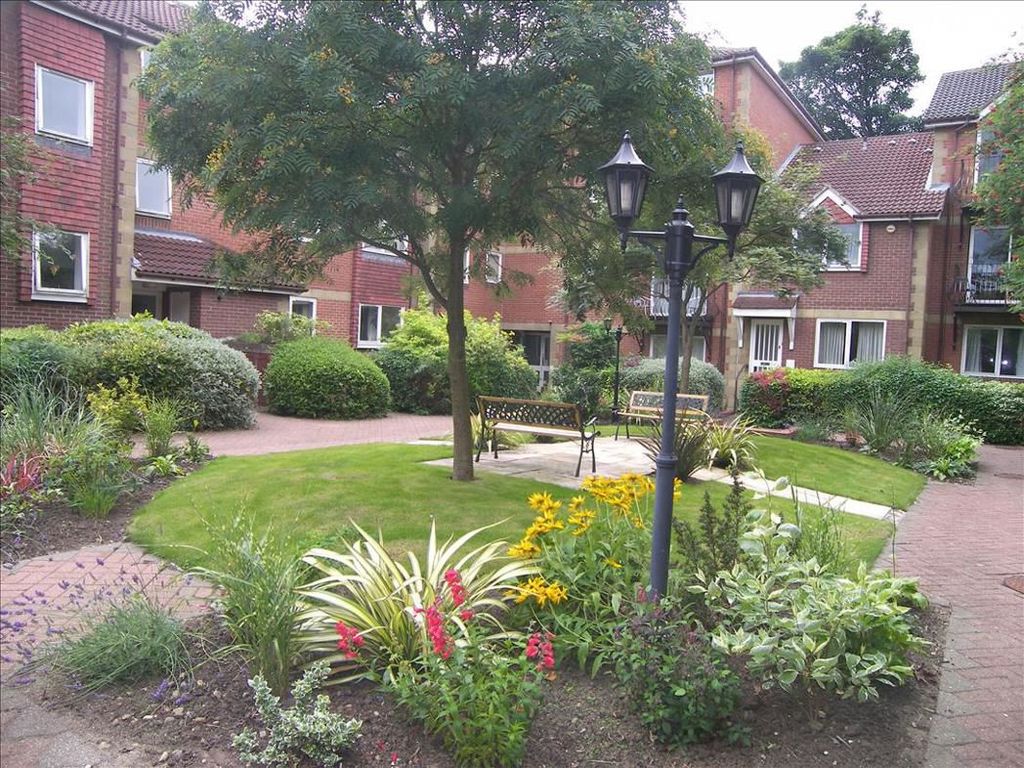 Property photo 1 of 2