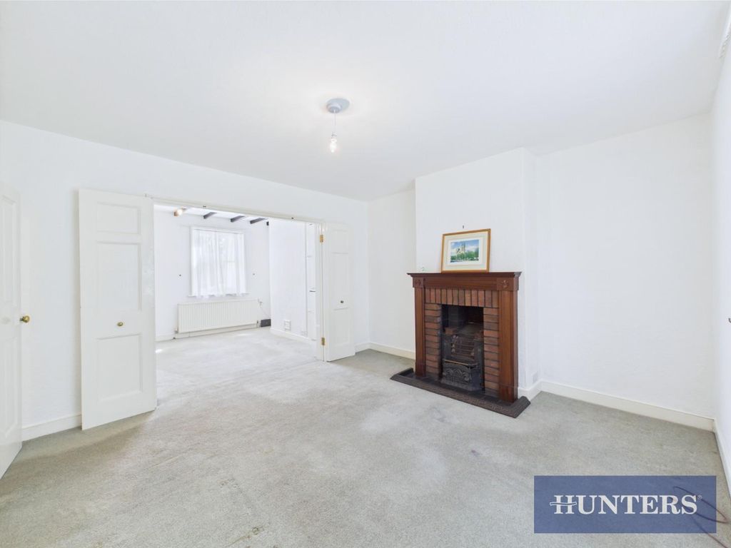Property photo 2 of 15 Cam05333G0-Pr0068-Still019.Jpg