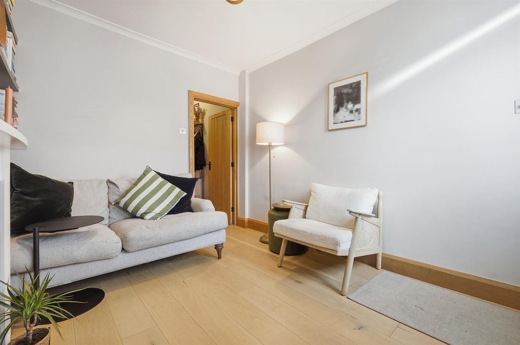 Property photo 3 of 21 15.Jpg