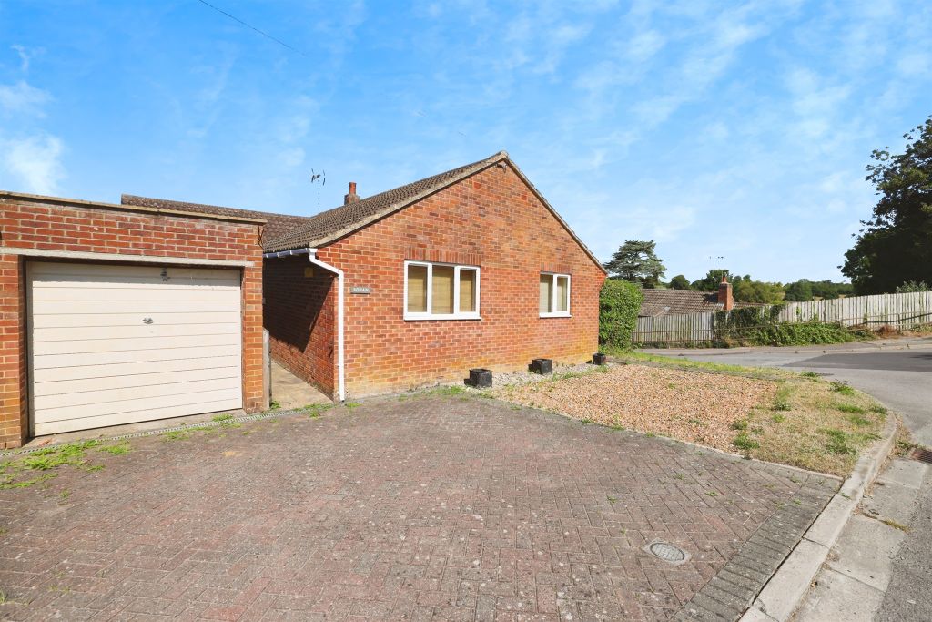 Property photo 2 of 16