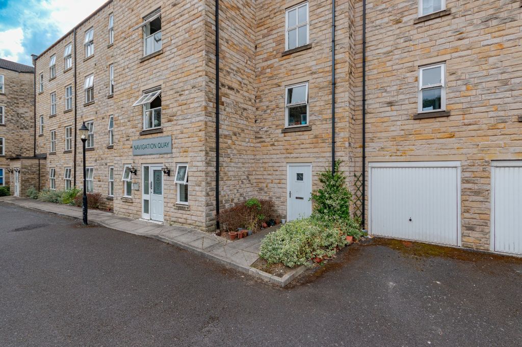 Property photo 1 of 11 Picture No. 03