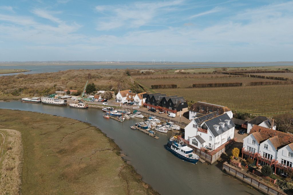 Property photo 1 of 29 333770 - Rf-Sail-Loft-Conyer-061.Jpg