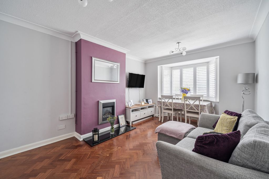 Property photo 2 of 14 1341573-4-68A47F0...