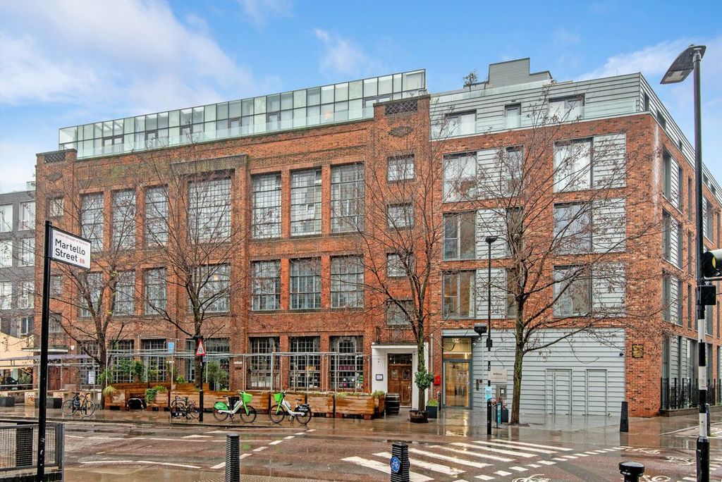 Property photo 1 of 4