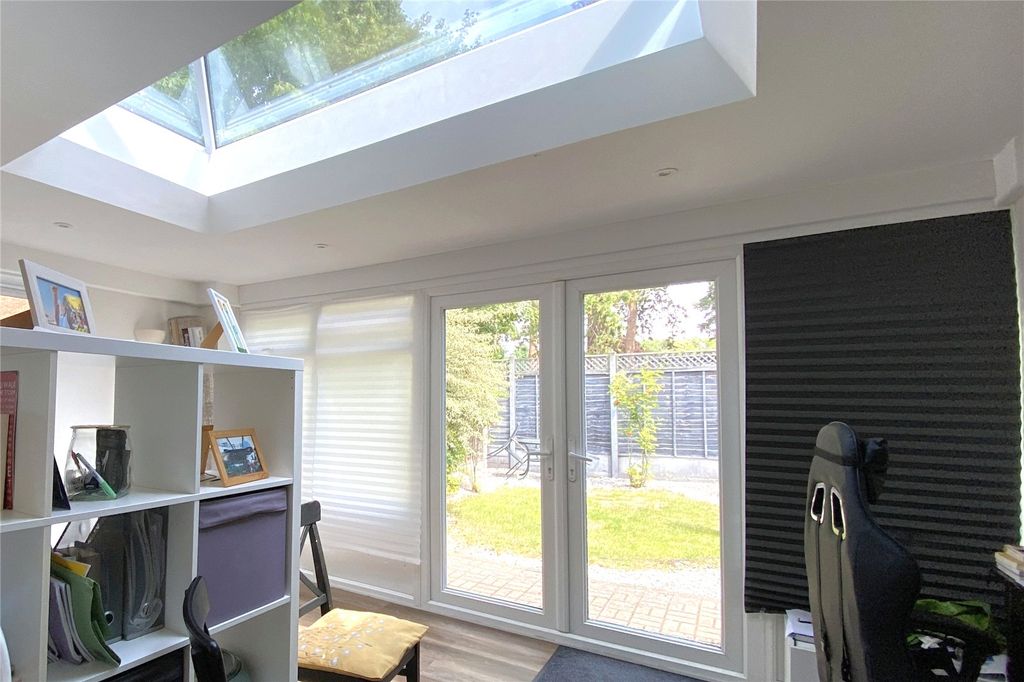 Property photo 3 of 11 Picture No. 04
