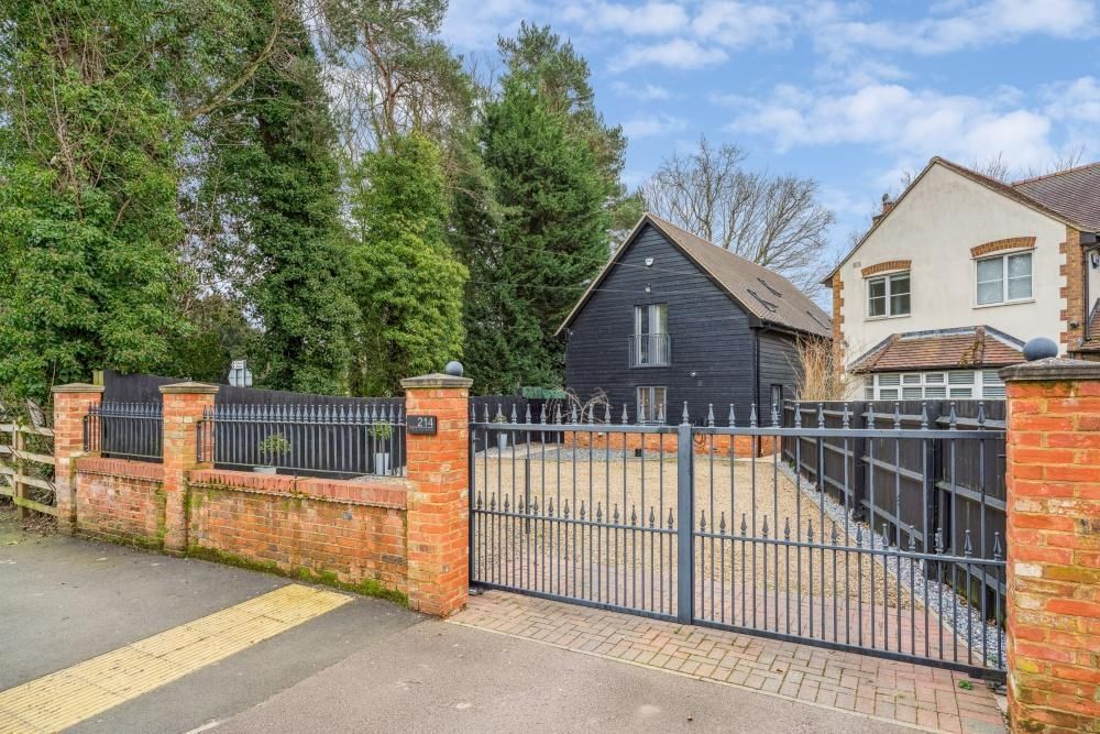 Property photo 1 of 30 Photo 1