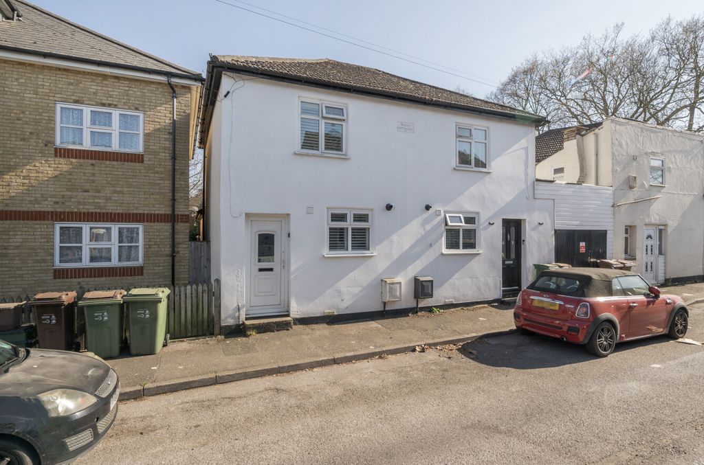 Property photo 1 of 17 1273085 (17)