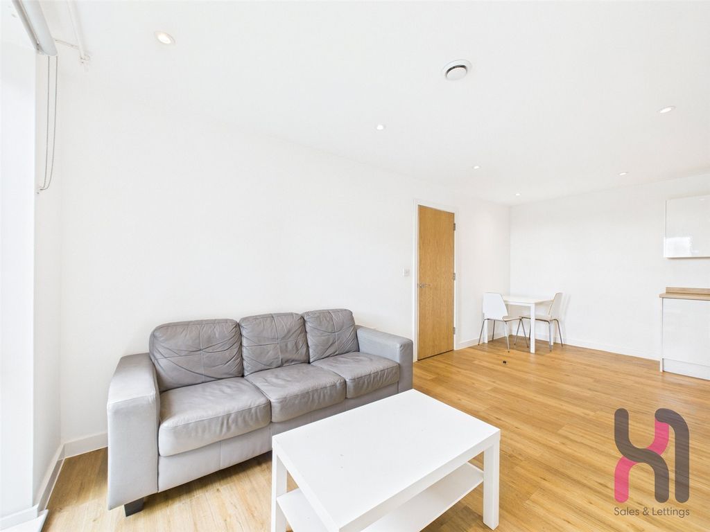 Property photo 1 of 11 Picture No. 18
