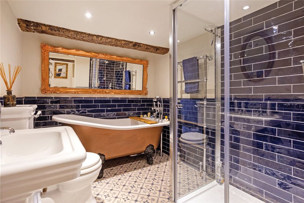 Additional image 11 of 4 bed terraced house for saleHigh Street, Marshfield SN14