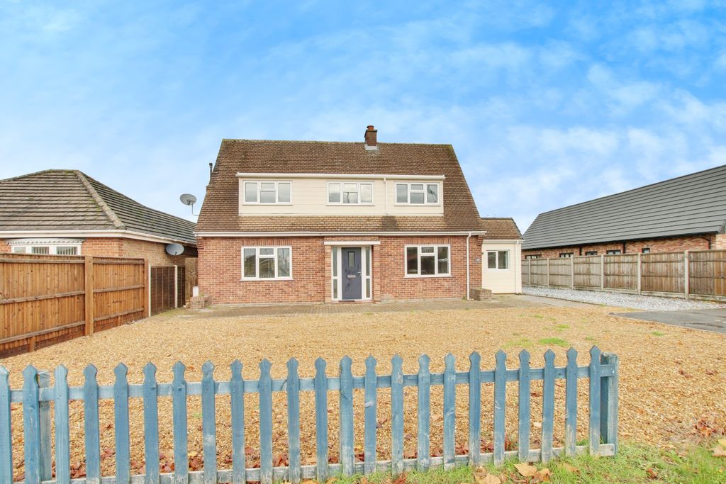 Property photo 1 of 16