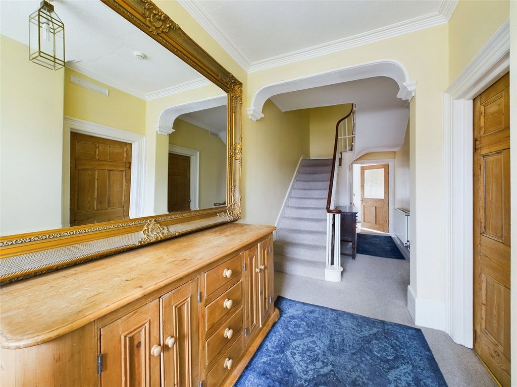 Property photo 3 of 37 Picture No. 03