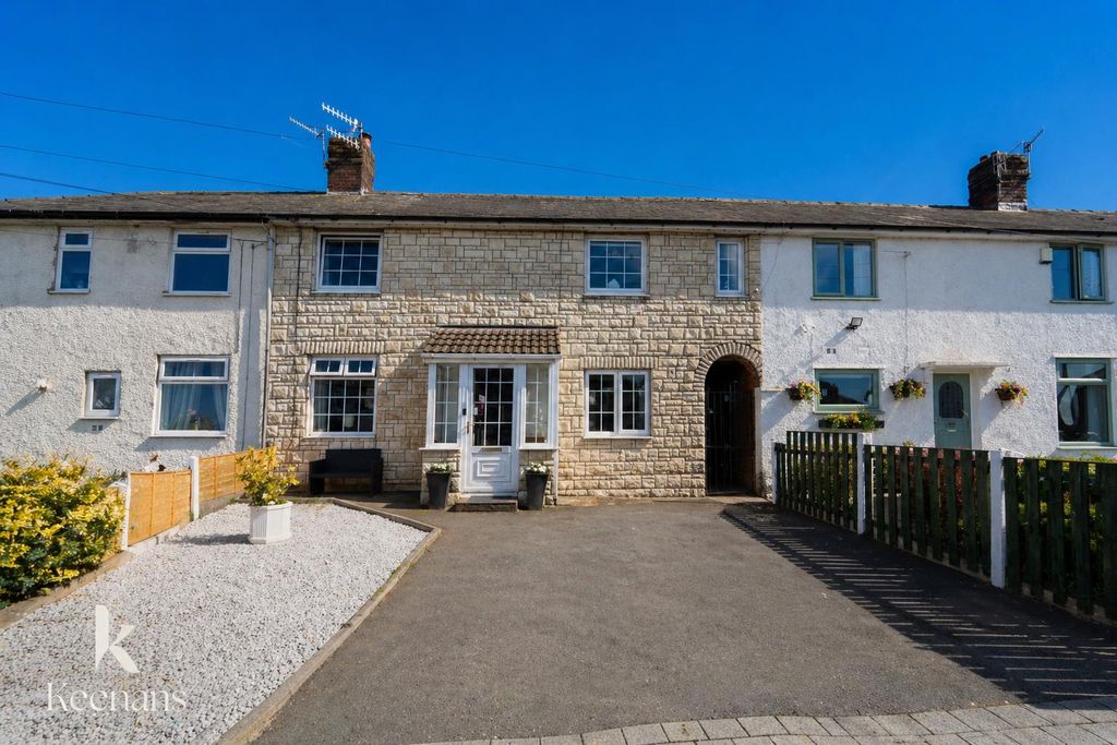 Property photo 1 of 24 Hogarth Ave (2).Png