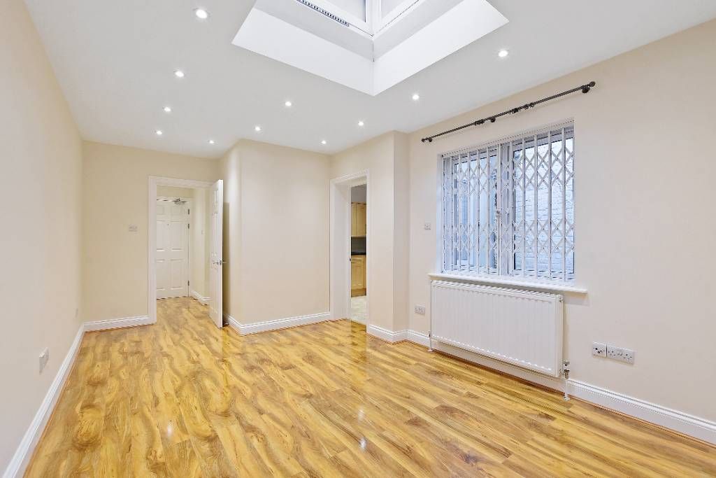 Property photo 1 of 10 Image