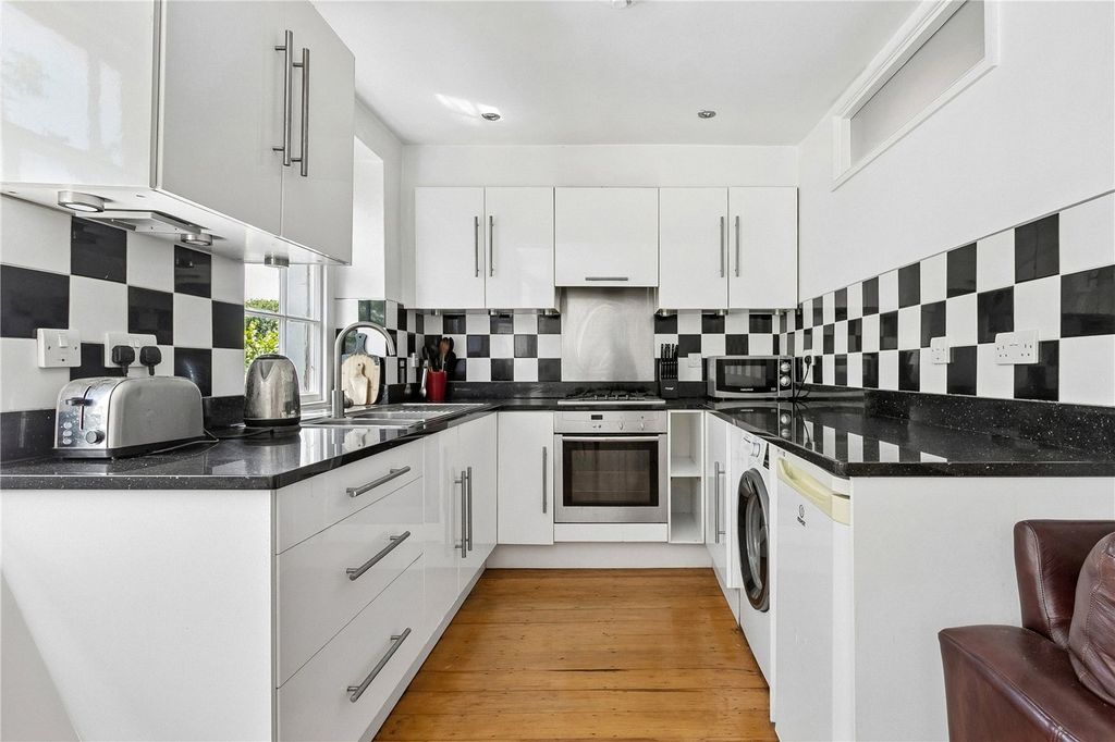 Property photo 3 of 12 Picture No. 03