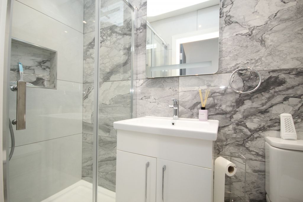 Property photo 3 of 4 Gallery