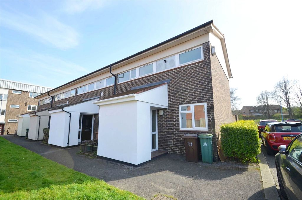 Property photo 1 of 8 Photo