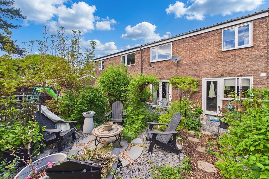 Property photo 3 of 10