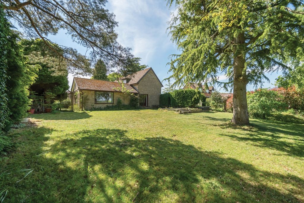 Property photo 1 of 19 Rear