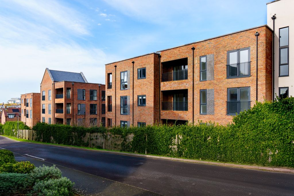 Property photo 1 of 23 5097510