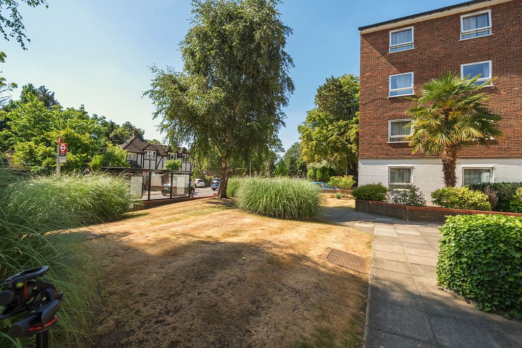 Property photo 3 of 20