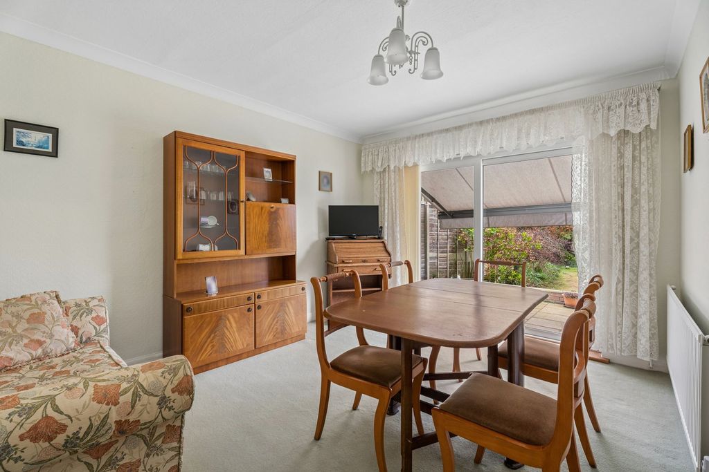 Property photo 3 of 15 Dining Room