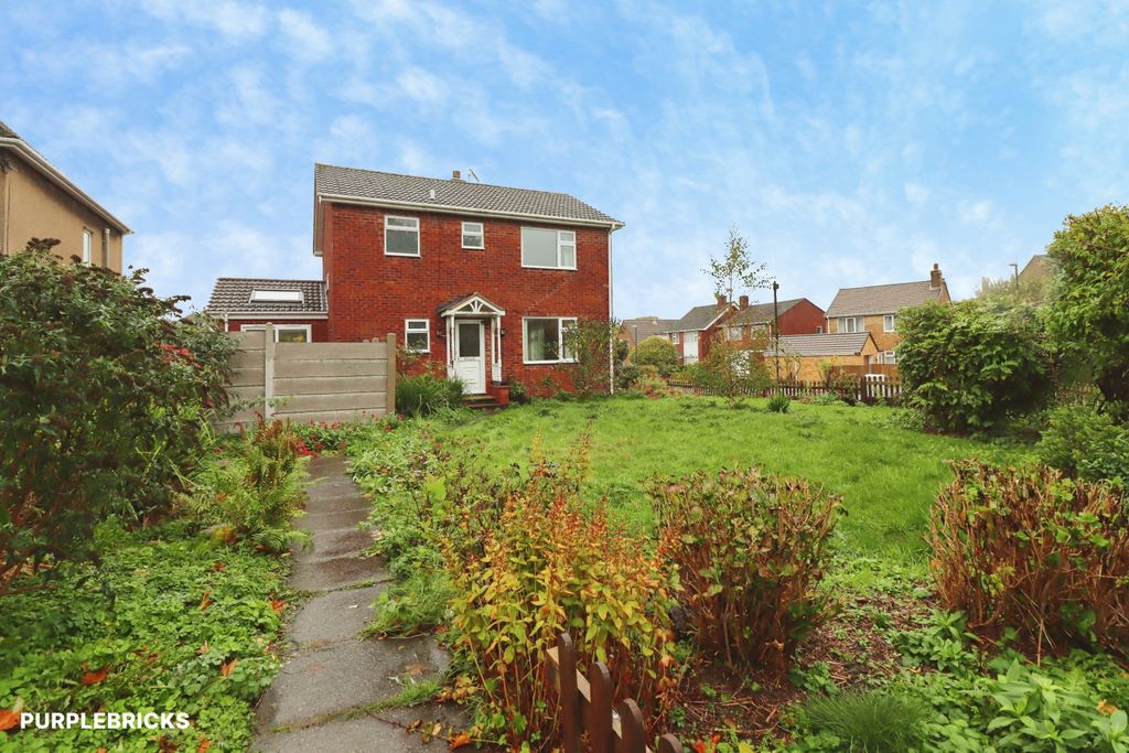 Property photo 1 of 30