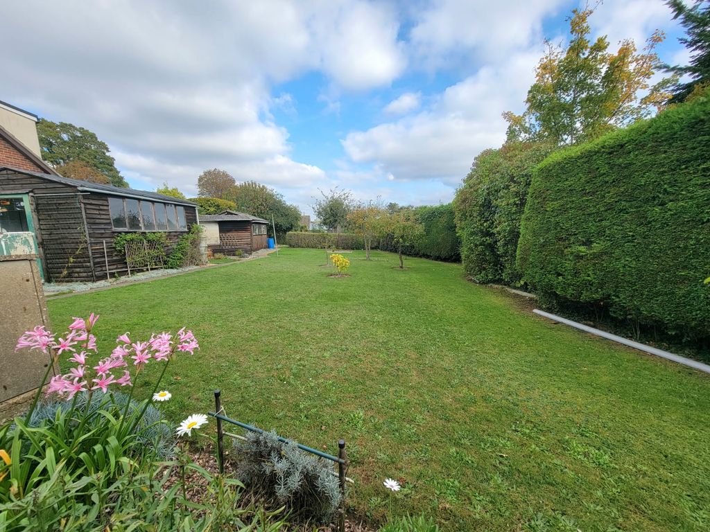 Property photo 2 of 14