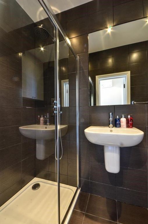 Property photo 3 of 10 371Ab0d1-5Ac0-427B-B552-7c77d186941c.Jpeg