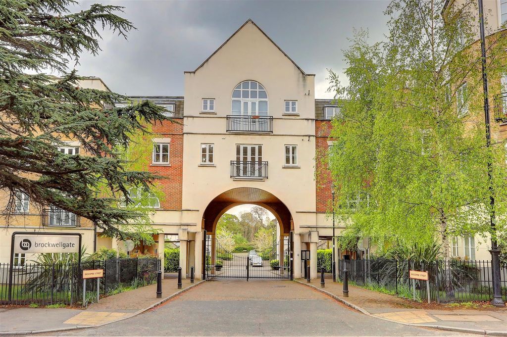 Property photo 3 of 13 Jqpafe6Nj0Km5E6Palmorg.Jpg