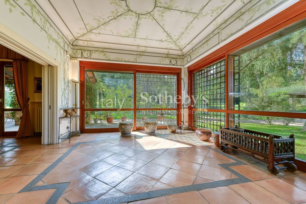Property photo 3 of 27