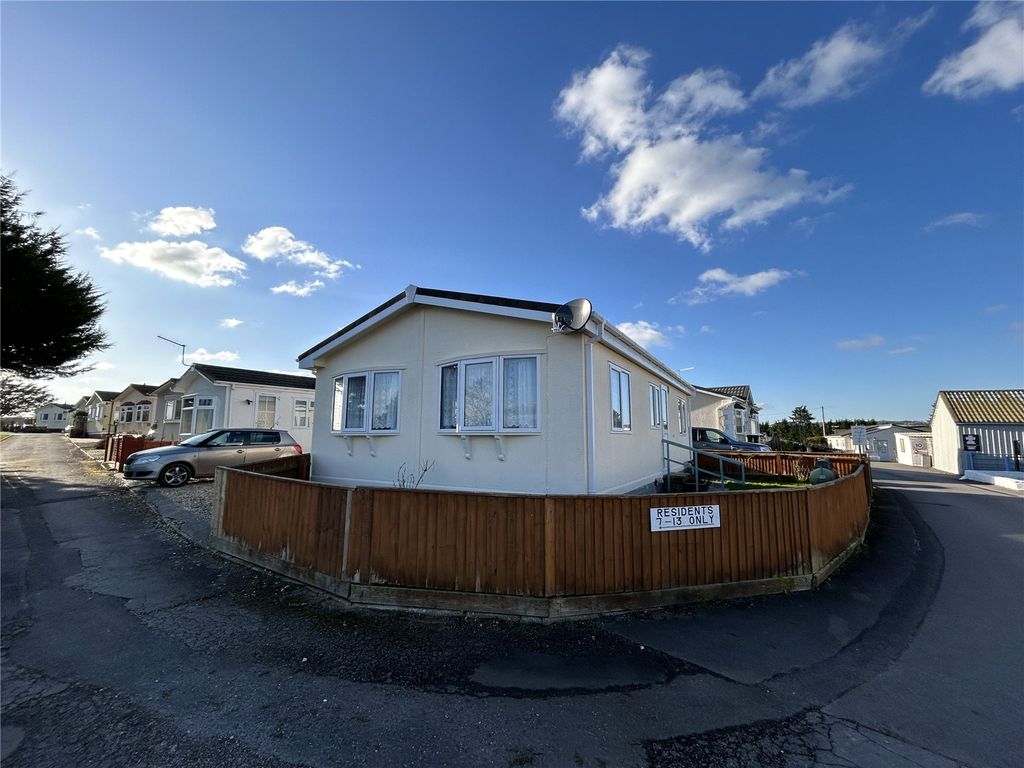 Property photo 2 of 10 Picture No. 01