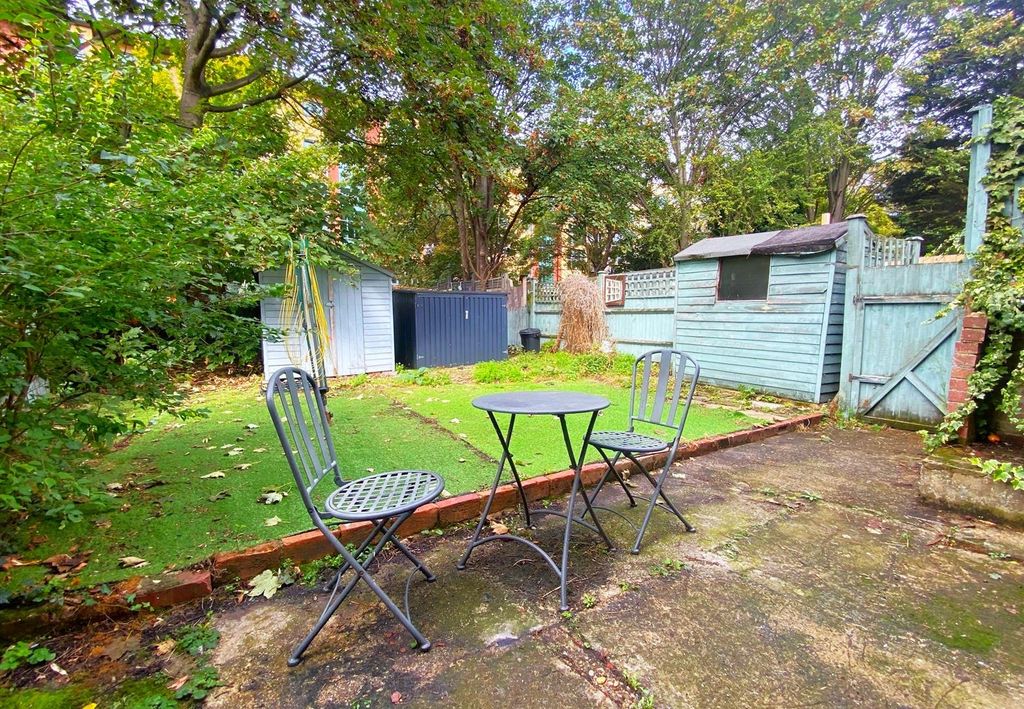 Property photo 2 of 10 Gar.Jpg