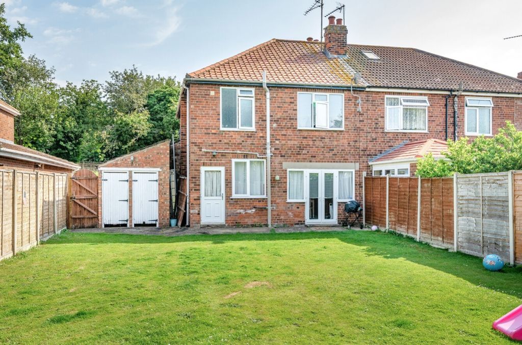 Property photo 1 of 18 1162694 (15)