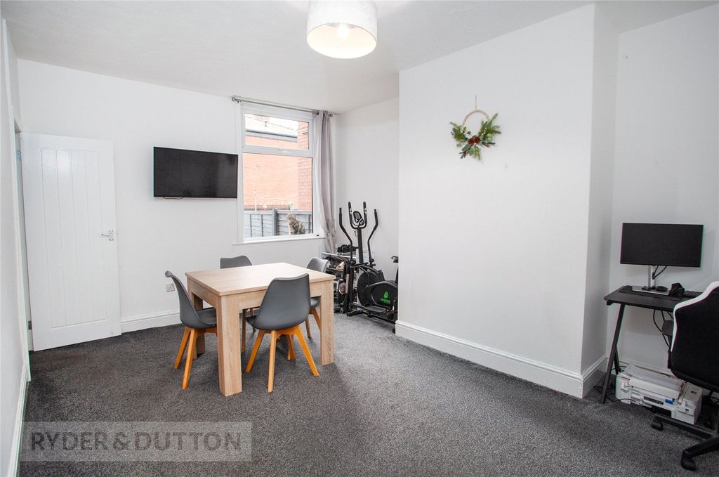 Property photo 3 of 19 Dining Room