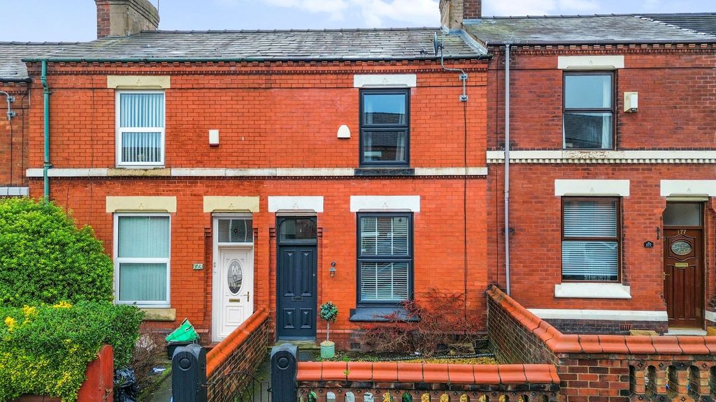 Property photo 1 of 34