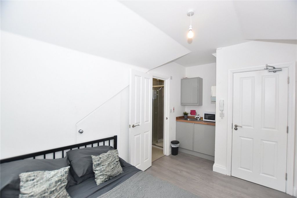 Property photo 2 of 6 Picture No. 04