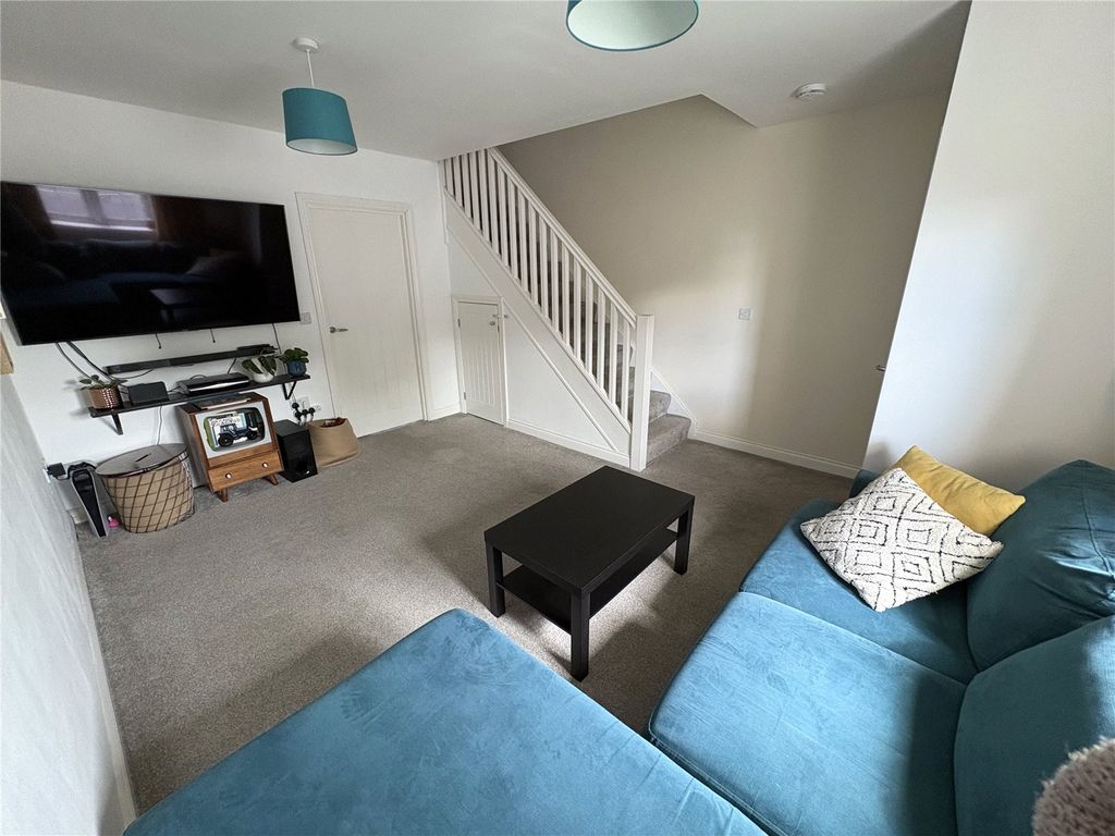Property photo 3 of 23 Picture No. 18