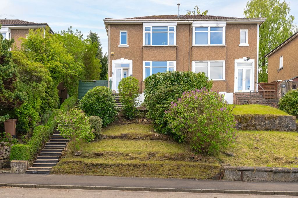 Property photo 1 of 39