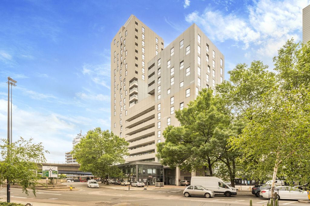 Property photo 1 of 1 Spacious One-Bedroom Apartment