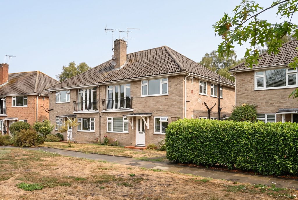 Property photo 1 of 12