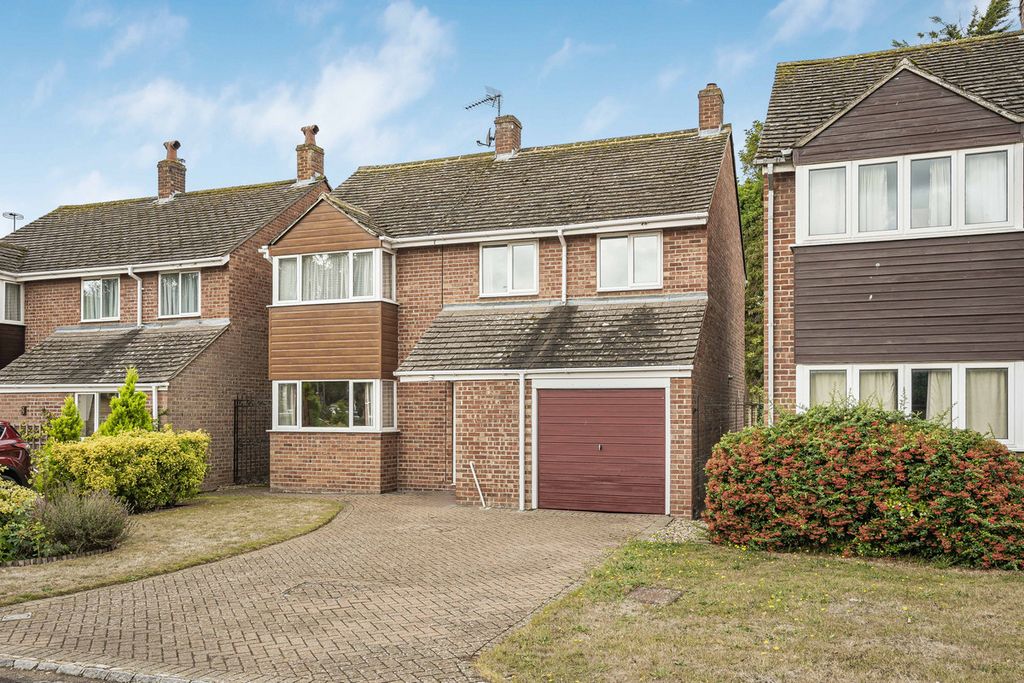 Property photo 1 of 24
